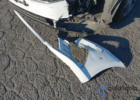 2018 Volkswagen Passat 2.0T R-Line/2.0T S z USA, uszkodzony, nr VIN 1VWAA7A35JC022477